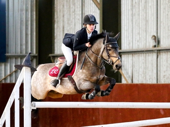 Lucy Capper & Rathcoona James win the Scottish Branch 138 Indoor Championship 2023